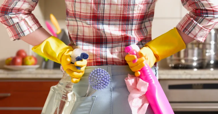 Pulizie di primavera in cucina: 8 consigli del microbiologo