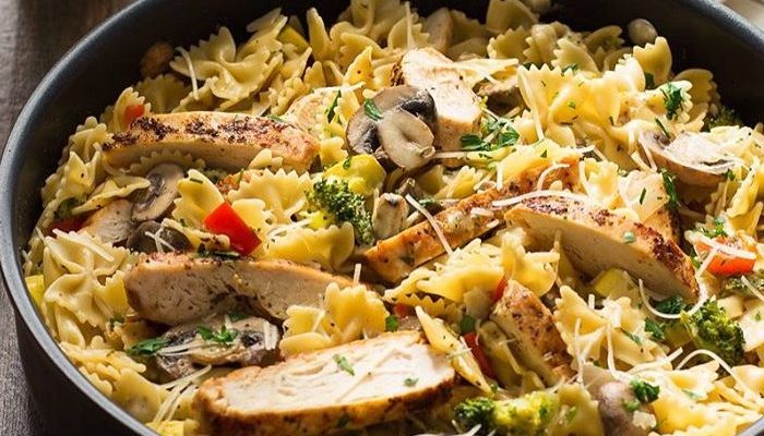 Chicken Alfredo Primavera